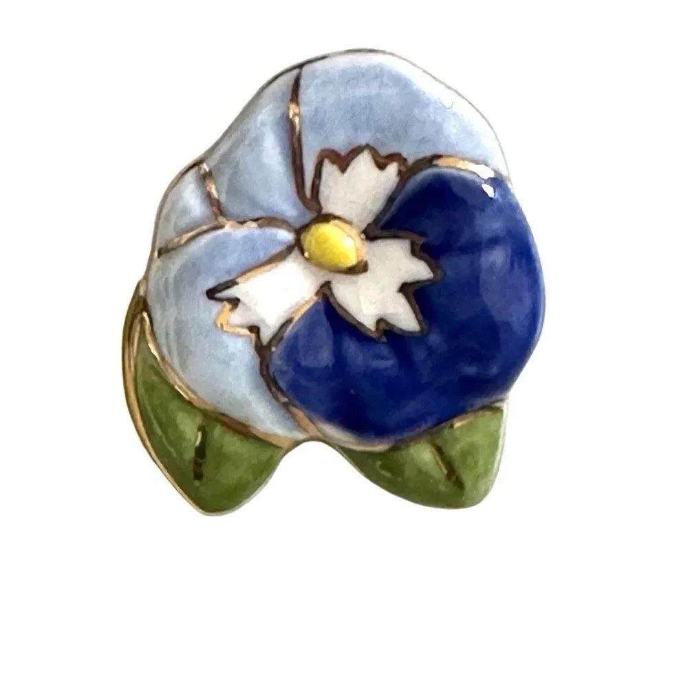 Blue floral pin